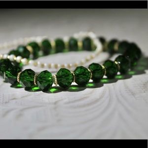 BRAND NEW Green Crystal glass bead, Agate, Bracelet set.